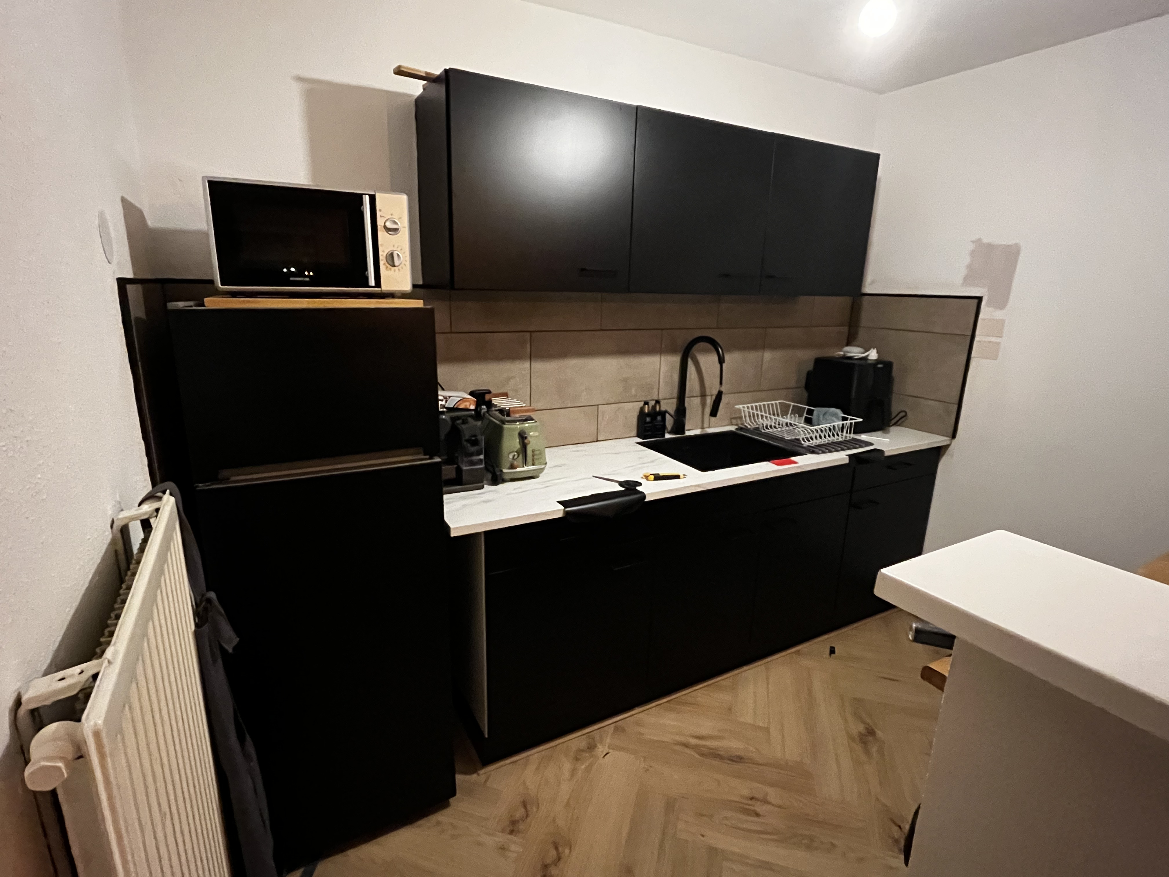Grote renovatie van keuken tot vloer — foto 1