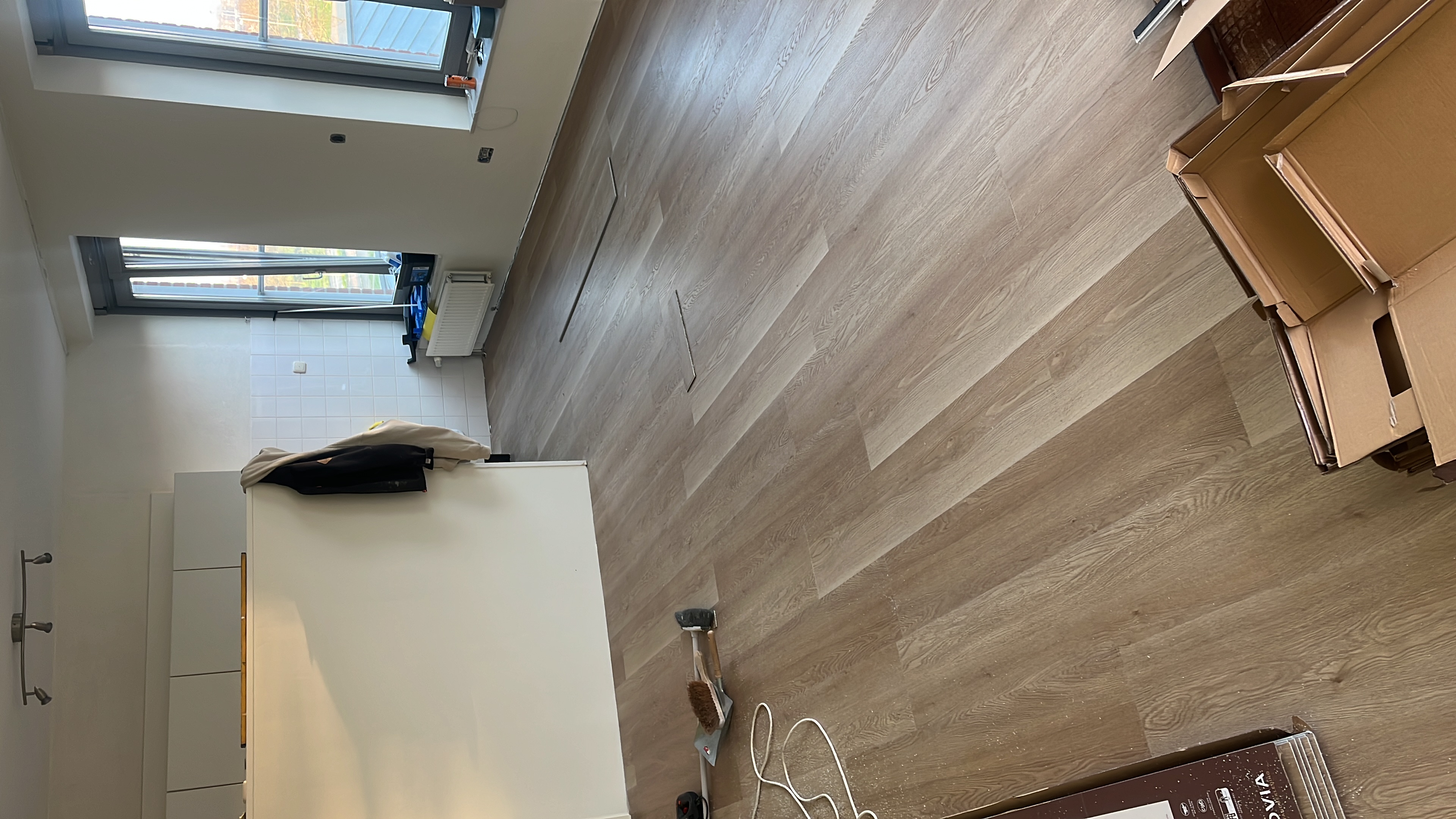 Visgraat vinyl in de keuken