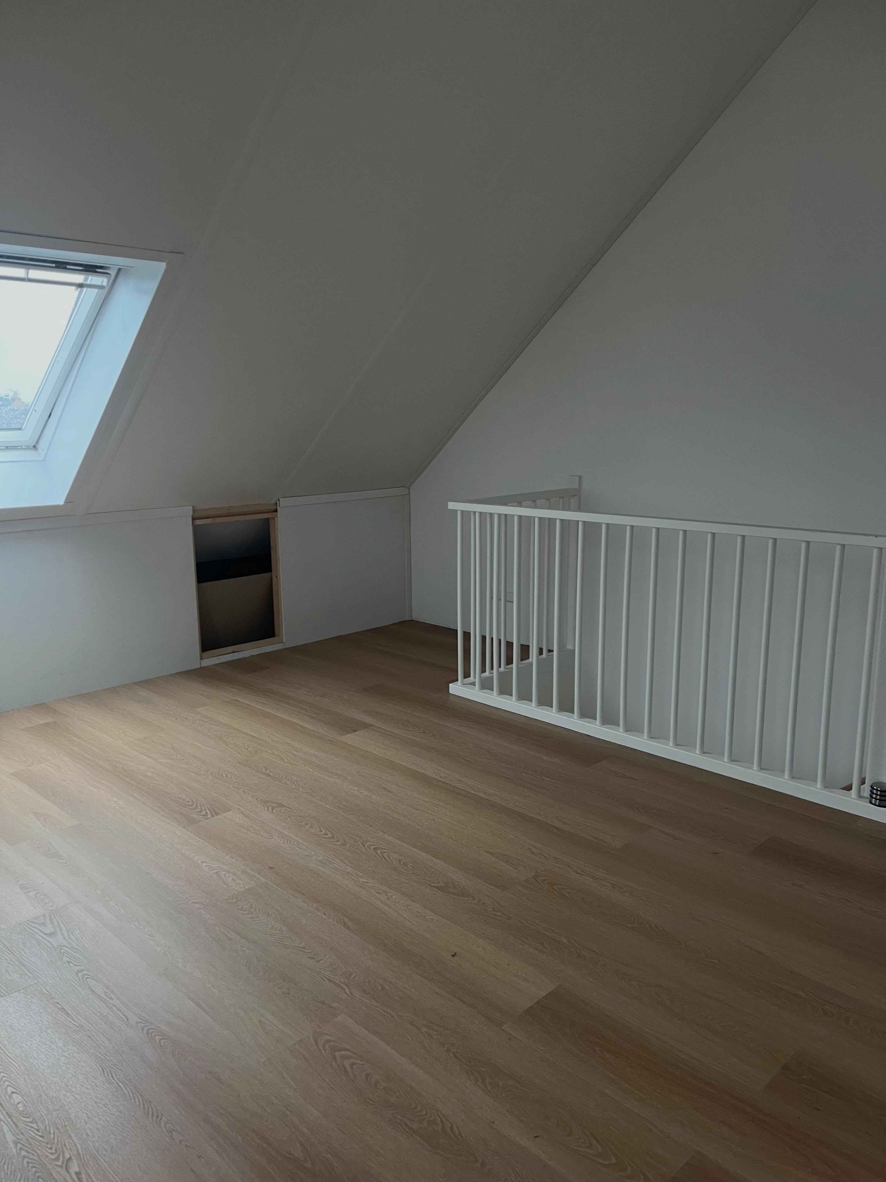 PVC rechte plank op verdieping